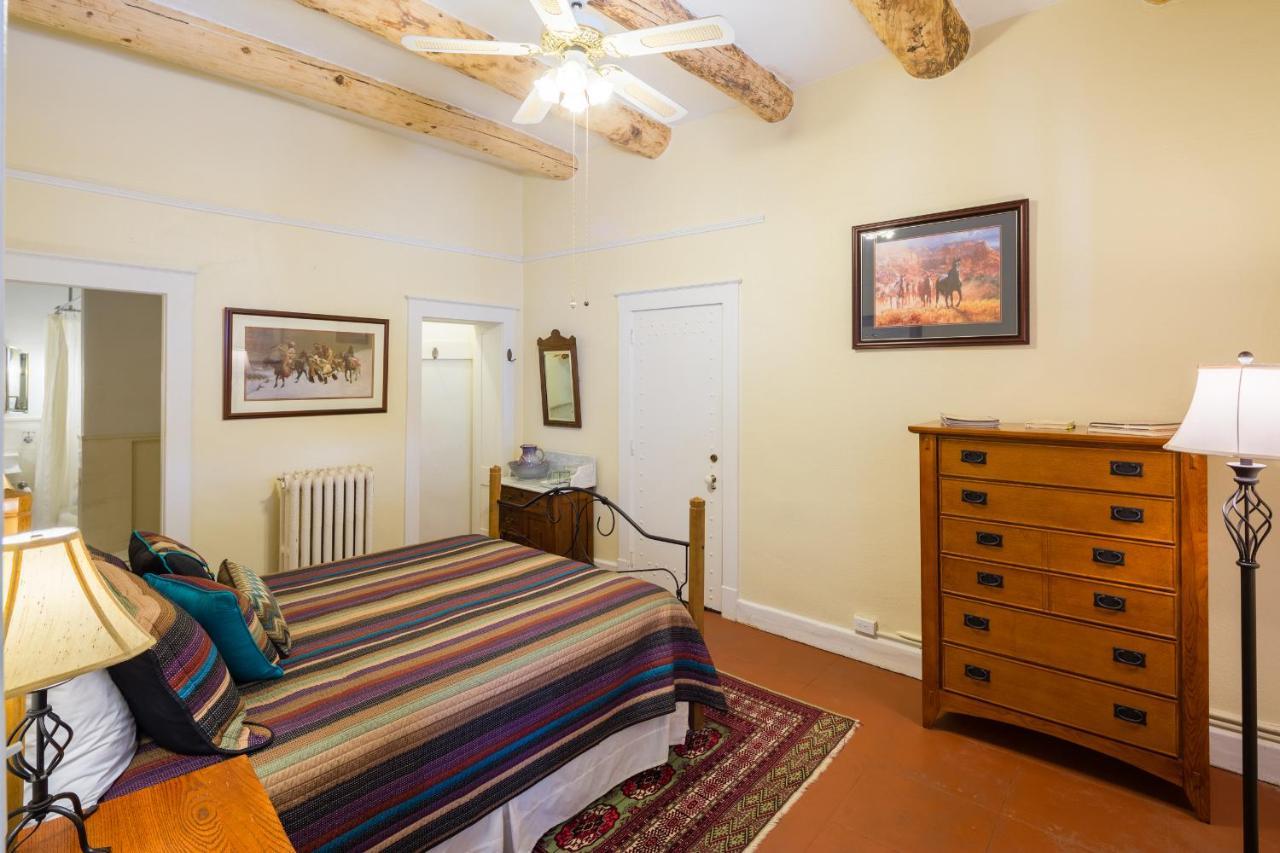 Casa Del Gavilan Historic Inn Cimarron Kamer foto
